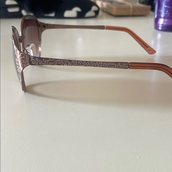 Arizona Jean Company Brown Sunglasses Classic Aviator Style - Picture 4 of 6